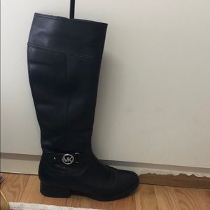 Micheal kors high boots